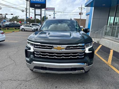 2025 Chevrolet Silverado 1500 LTZ