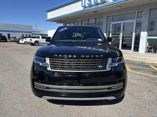 2025 Land Rover Range Rover P400 SE 7 Seat