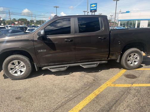 Oxford Brown Metallic 2021 Chevrolet Silverado 1500 LT