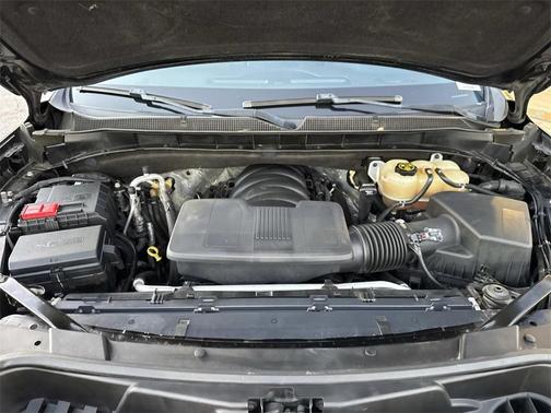 2022 Chevrolet Suburban LT