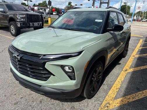 Green 2026 Chevrolet Trailblazer LT