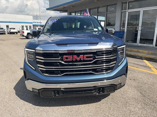 2024 GMC Sierra 1500 SLT