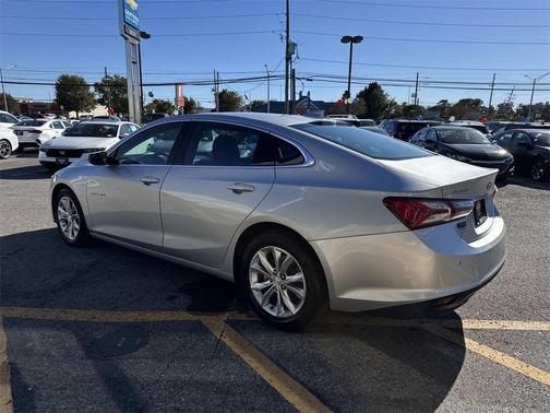 2022 Chevrolet Malibu LT