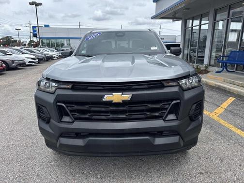 Sterling Gray Metallic 2025 Chevrolet Colorado WT