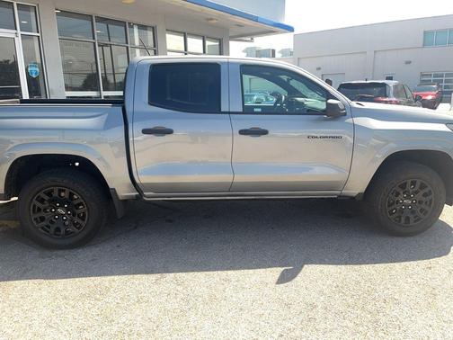 Sterling Gray Metallic 2025 Chevrolet Colorado WT