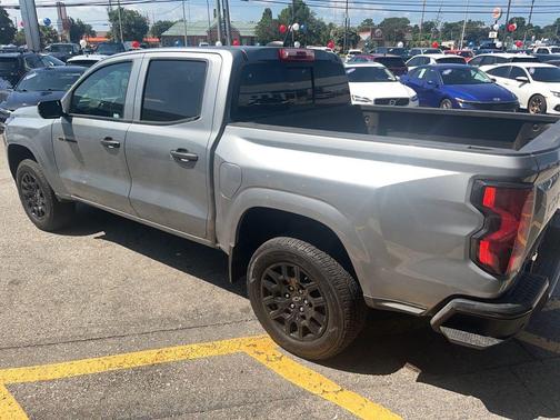 Sterling Gray Metallic 2025 Chevrolet Colorado WT