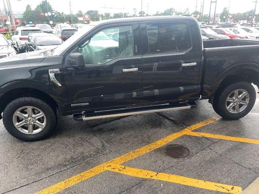 Black Metallic 2024 Ford F-150 XLT