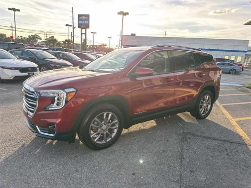 2024 GMC Terrain SLT