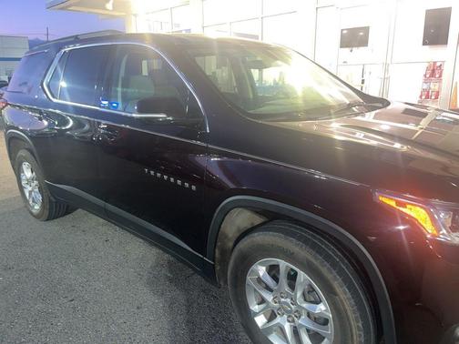 2020 Chevrolet Traverse LT Cloth