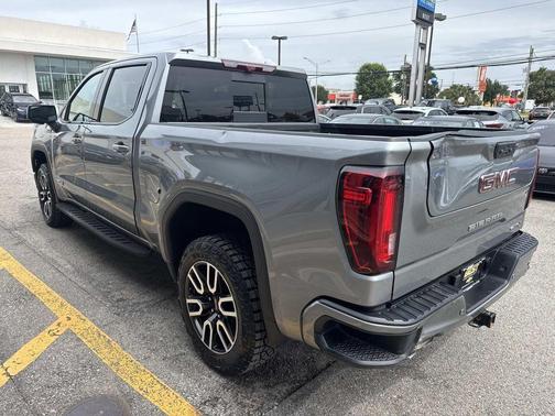 Sterling 2024 GMC Sierra 1500 AT4