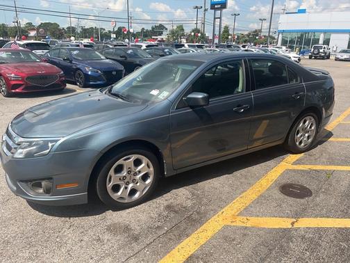 2011 Ford Fusion SE