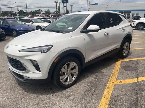Summit White 2025 Buick Encore GX Preferred