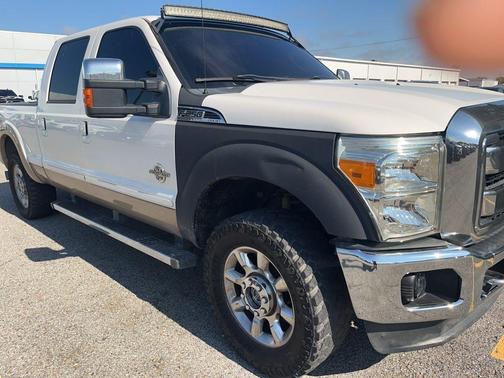 White 2012 Ford F-250 Lariat