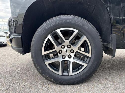 2019 Chevrolet Silverado 1500 Custom Trail Boss