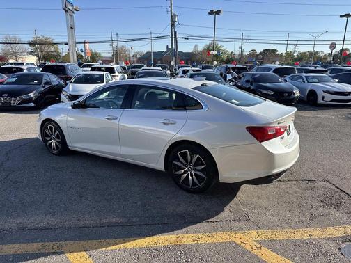 2017 Chevrolet Malibu 1LT