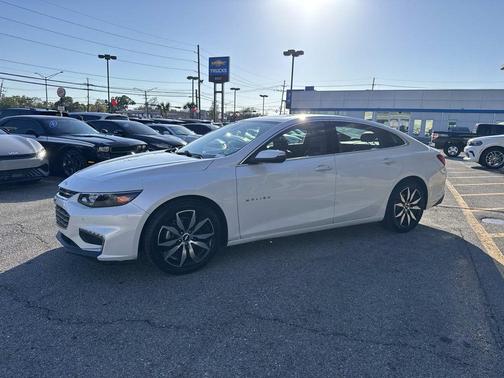 2017 Chevrolet Malibu 1LT