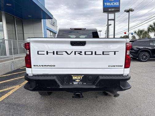 2026 Chevrolet Silverado 2500 Custom