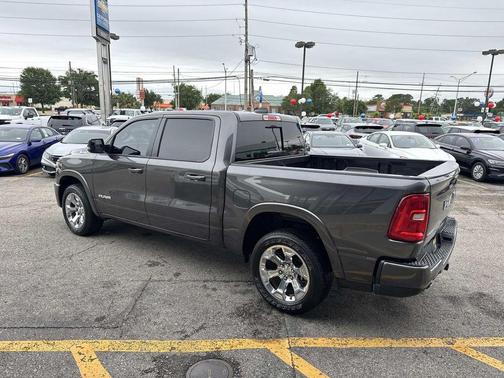 Granite Crystal Clearcoat Metallic 2025 RAM 1500 Big Horn/Lone Star