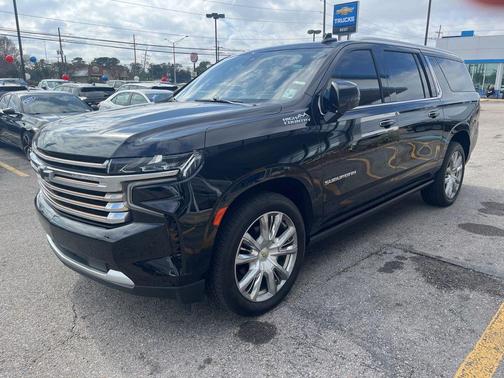 2021 Chevrolet Suburban High Country