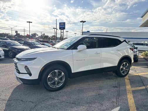 2023 Chevrolet Blazer 2LT