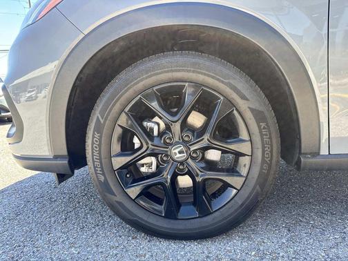 Gray 2025 Honda HR-V Sport