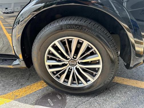 2022 Nissan Armada SL