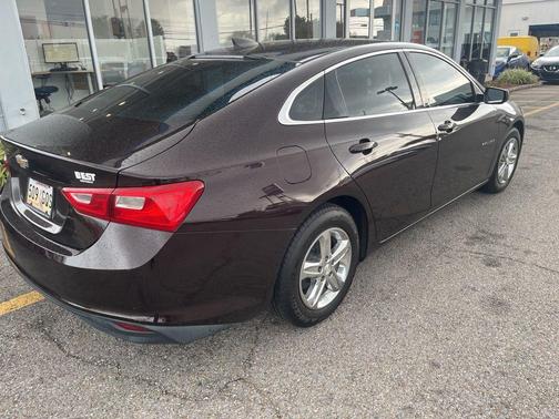 Black Cherry Metallic 2020 Chevrolet Malibu 1LS
