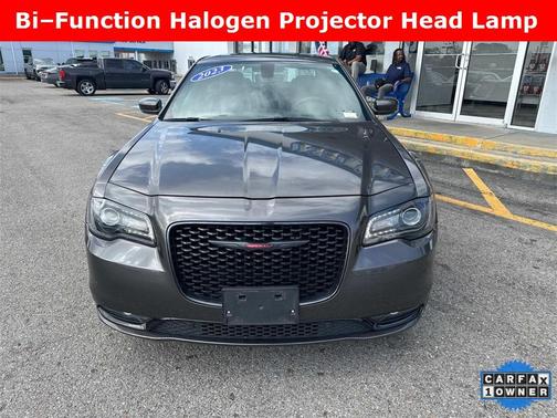 2023 Chrysler 300 S