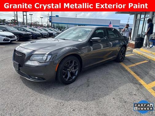 2023 Chrysler 300 S