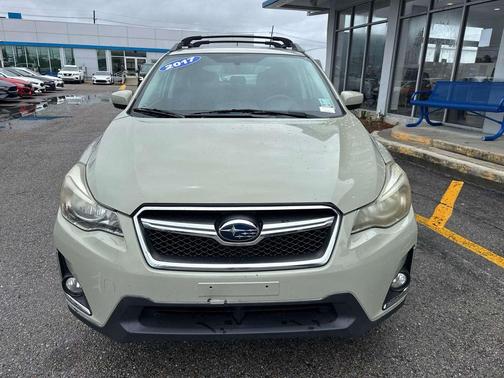Desert Khaki 2017 Subaru Crosstrek 2.0i Premium