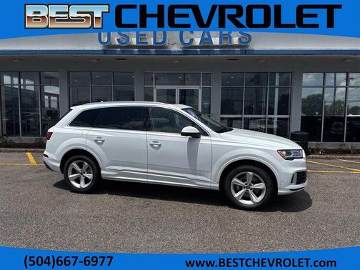 Glacier White Metallic 2023 Audi Q7 45 Premium Plus