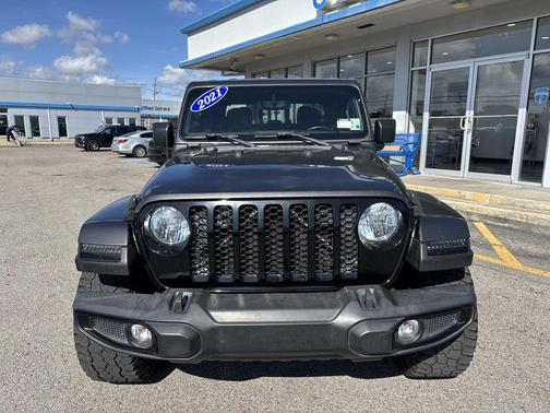 2021 Jeep Gladiator Sport