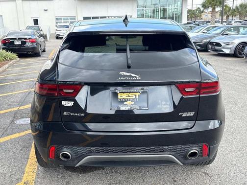 2018 Jaguar E-PACE SE