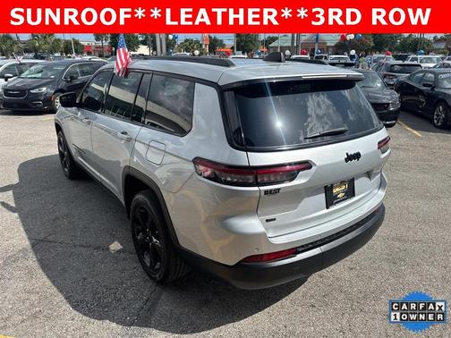 2023 Jeep Grand Cherokee L Laredo