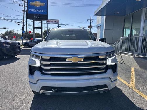 Polar White 2026 Chevrolet Silverado 1500 High Country