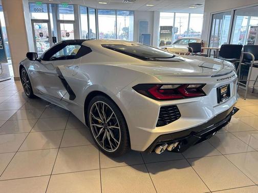 2026 Chevrolet Corvette Stingray w/1LT