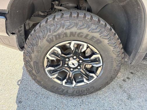 2023 Chevrolet Silverado 1500 ZR2