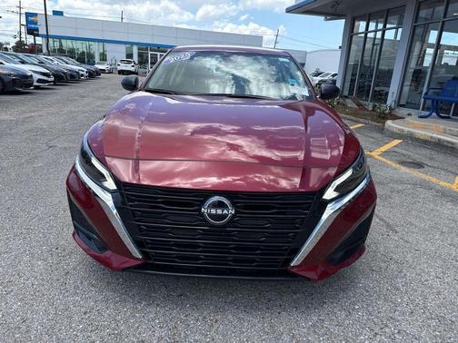 Scarlet Ember 2025 Nissan Altima SV