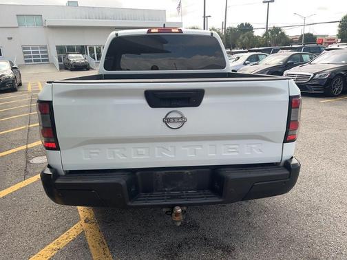 Glacier White 2022 Nissan Frontier S