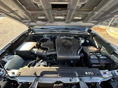 2016 Toyota Tacoma TRD Sport