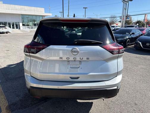 2024 Nissan Rogue S