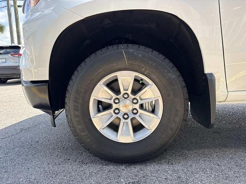 Summit White 2026 Chevrolet Silverado 1500 WT