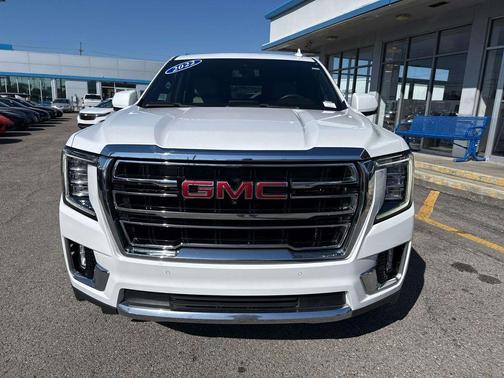 2022 GMC Yukon SLT