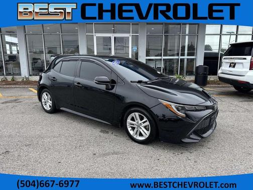 Midnight Black Metallic 2021 Toyota Corolla Hatchback SE