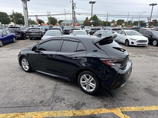 Midnight Black Metallic 2021 Toyota Corolla Hatchback SE