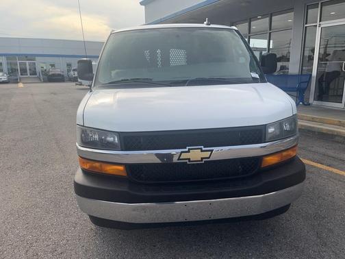 2024 Chevrolet Express 2500 Work Van