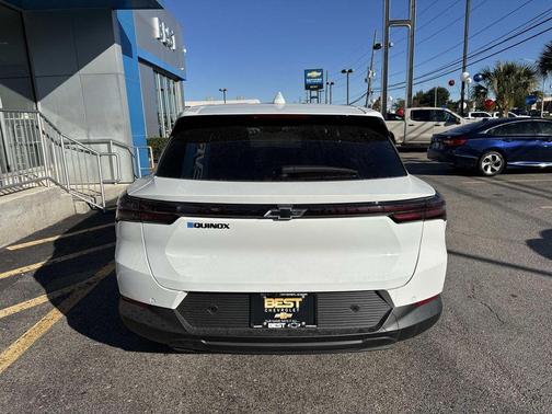 2026 Chevrolet Equinox EV LT 1
