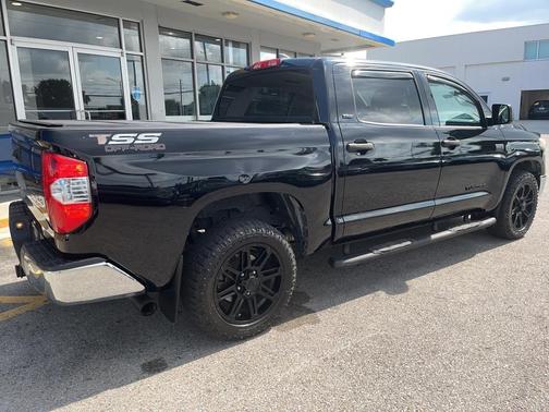 2020 Toyota Tundra SR5