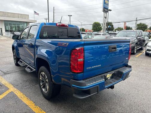 Bright Blue Metallic 2022 Chevrolet Colorado Z71