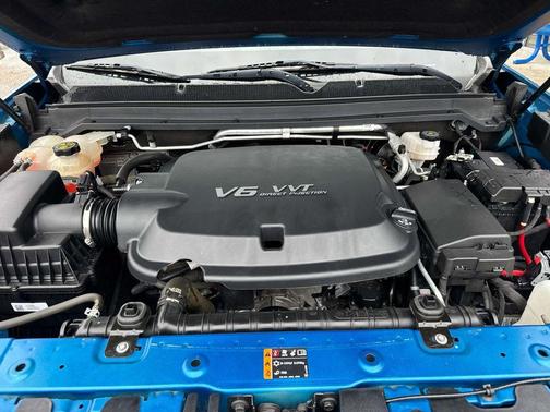 Bright Blue Metallic 2022 Chevrolet Colorado Z71
